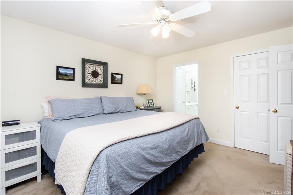 416 Queens Road, Unit 9 Charlotte, NC 28207 - Photo 12 of 24 Gallery Image 12