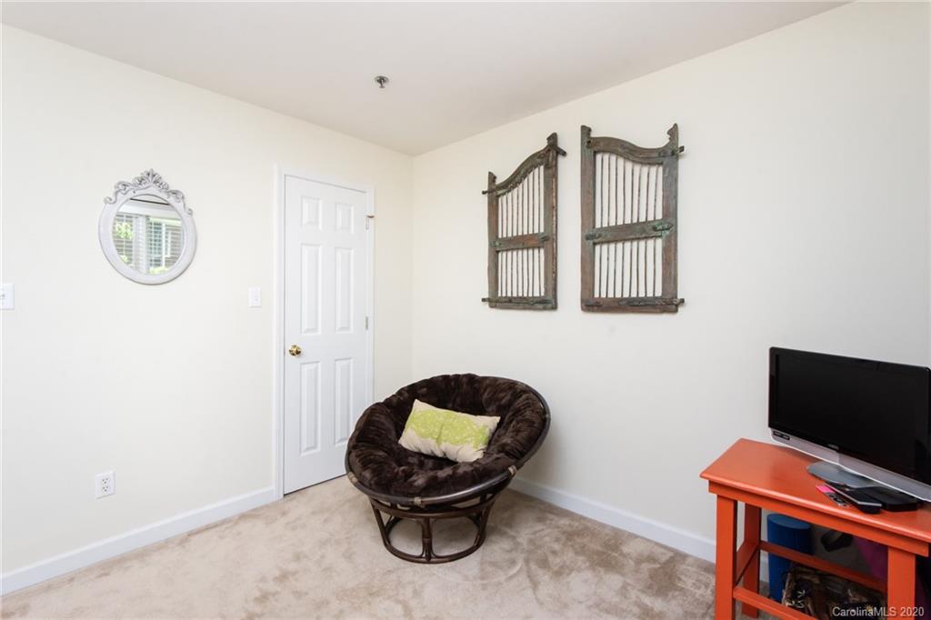 416 Queens Road, Unit 9 Charlotte, NC 28207 - Photo 16 of 24 Gallery Image 16