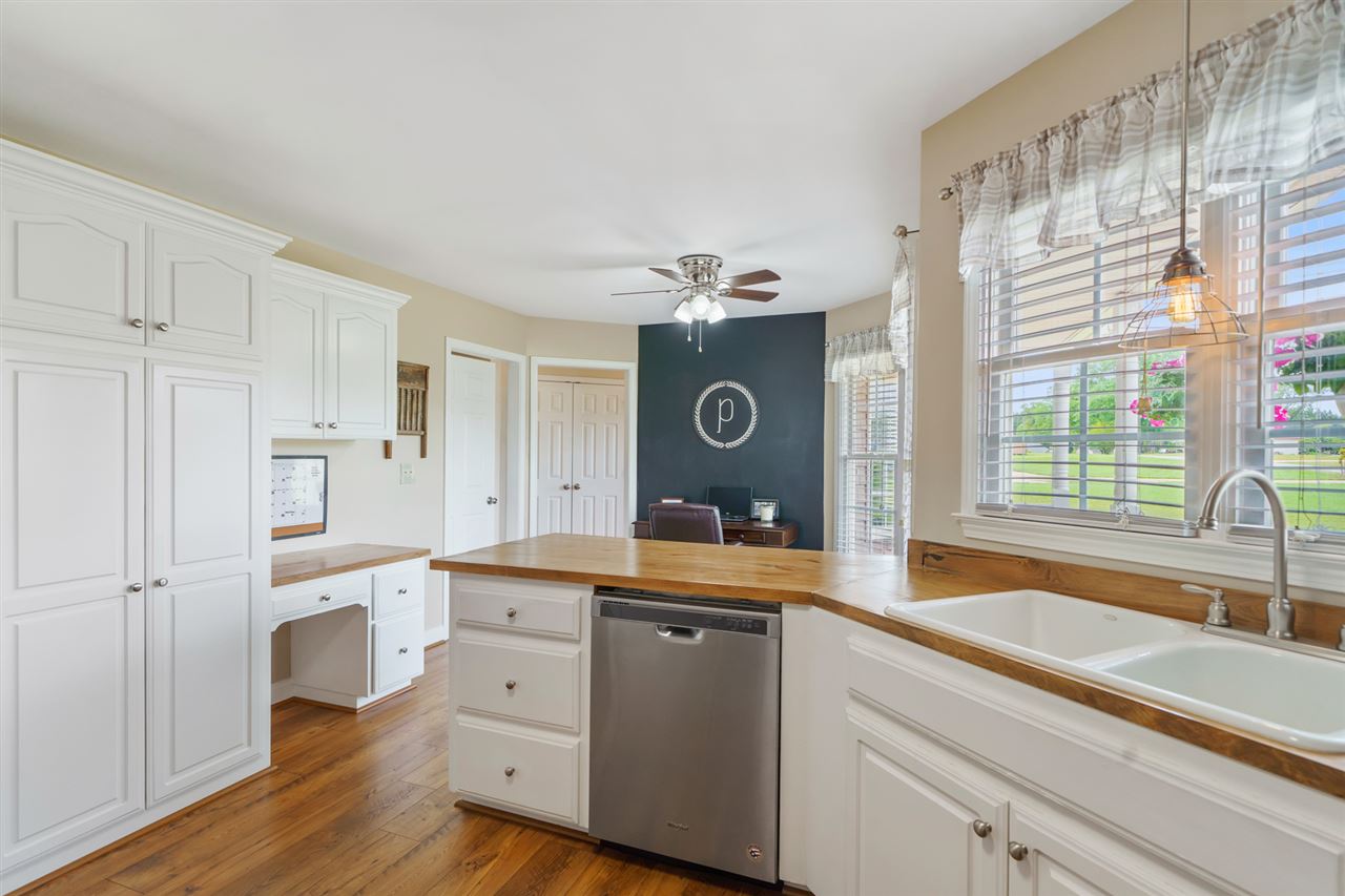1561 Settle Road Inman, SC 29349 - Photo 10 of 27