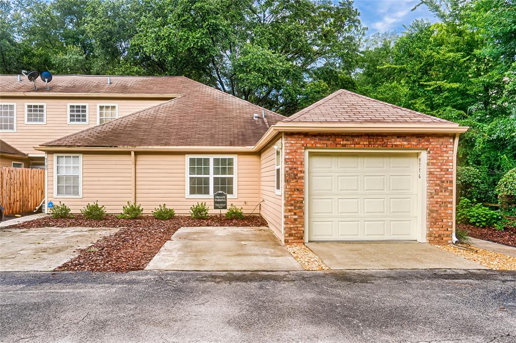 Welcome home to Plantation Villas