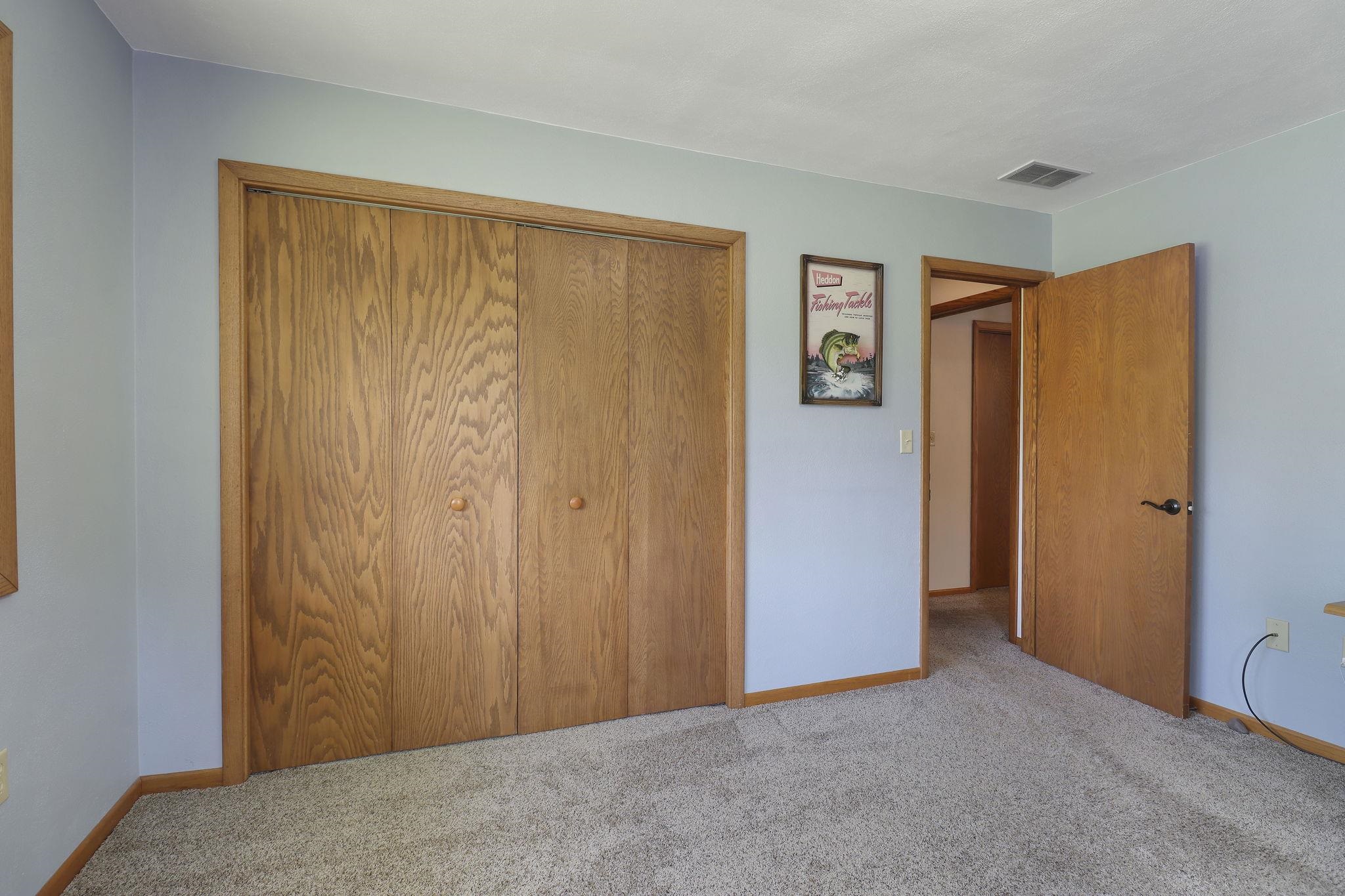 15314 Ives Grove Road Yorkville, WI 53182 - Photo 24 of 36