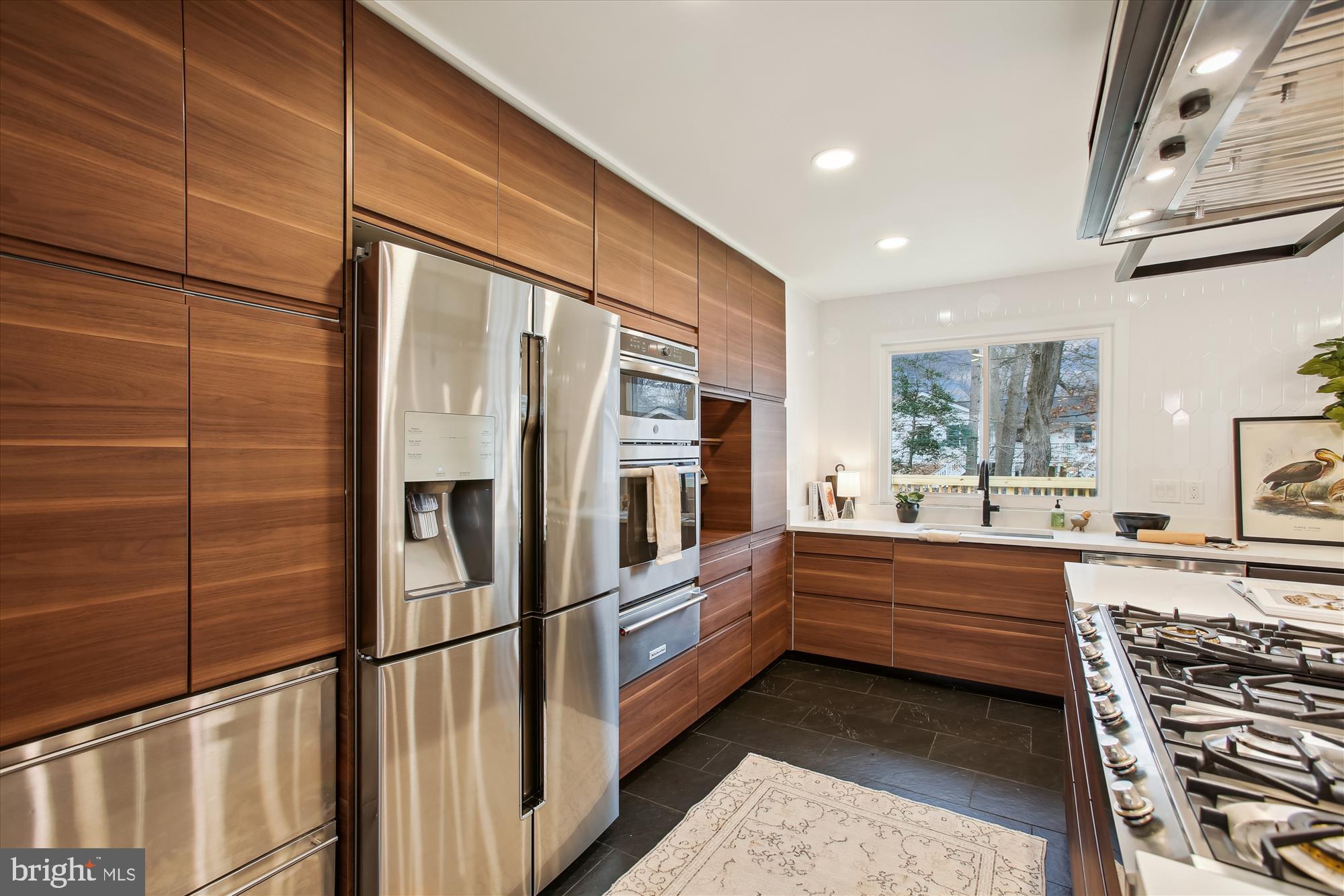 8617 Bradgate Road Alexandria, VA 22308 - Photo 13 of 54 Kitchen