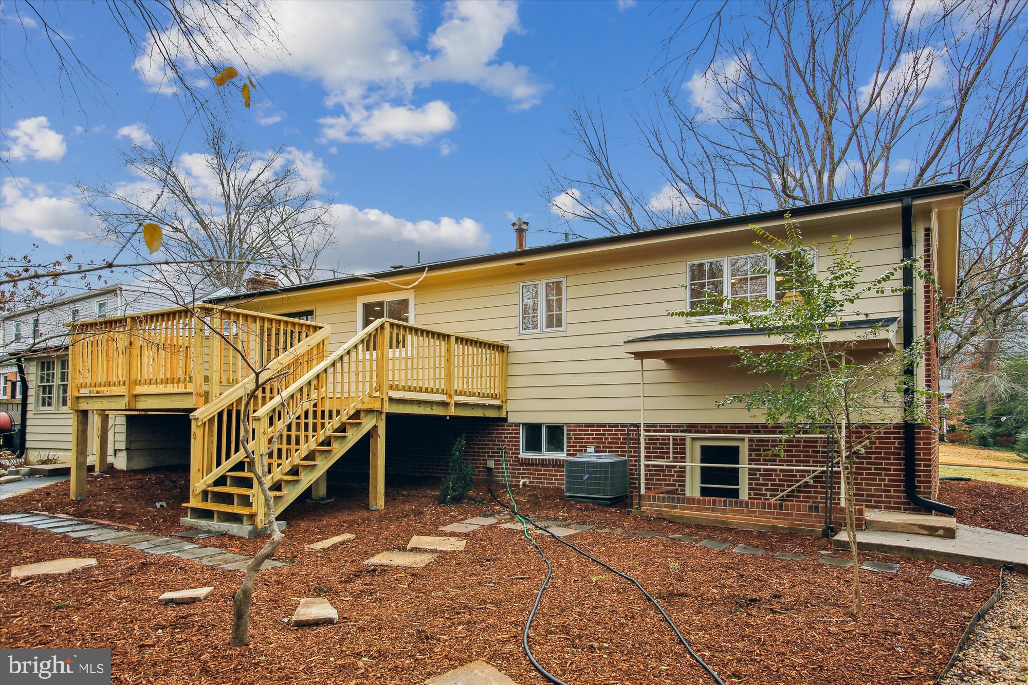 8617 Bradgate Road Alexandria, VA 22308 - Photo 19 of 54 Back Elevation