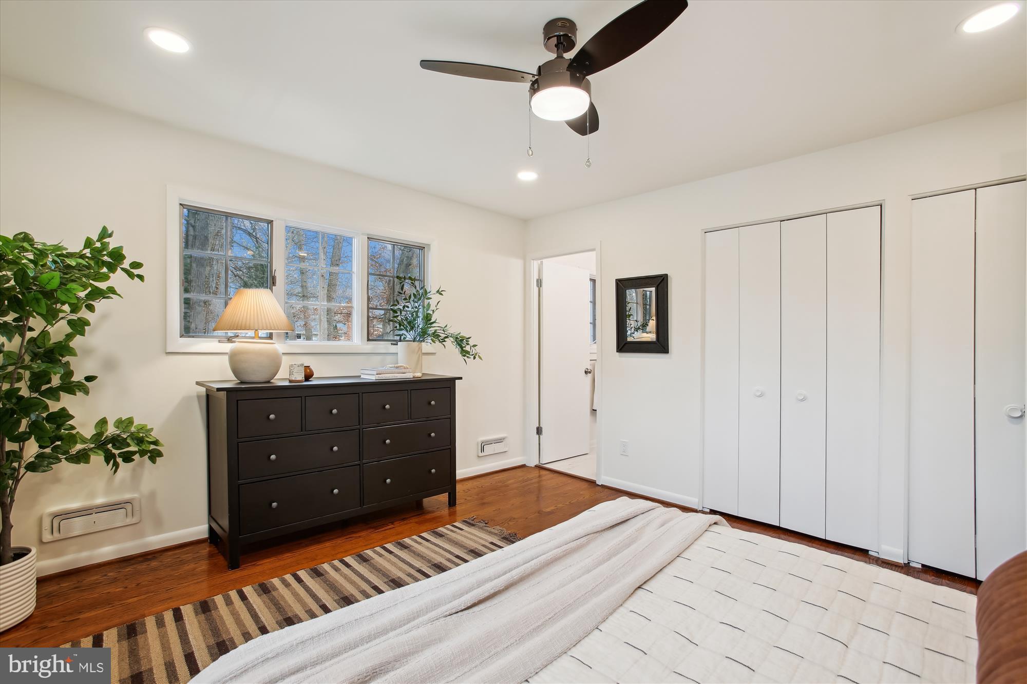 8617 Bradgate Road Alexandria, VA 22308 - Photo 26 of 54 Primary Bedroom
