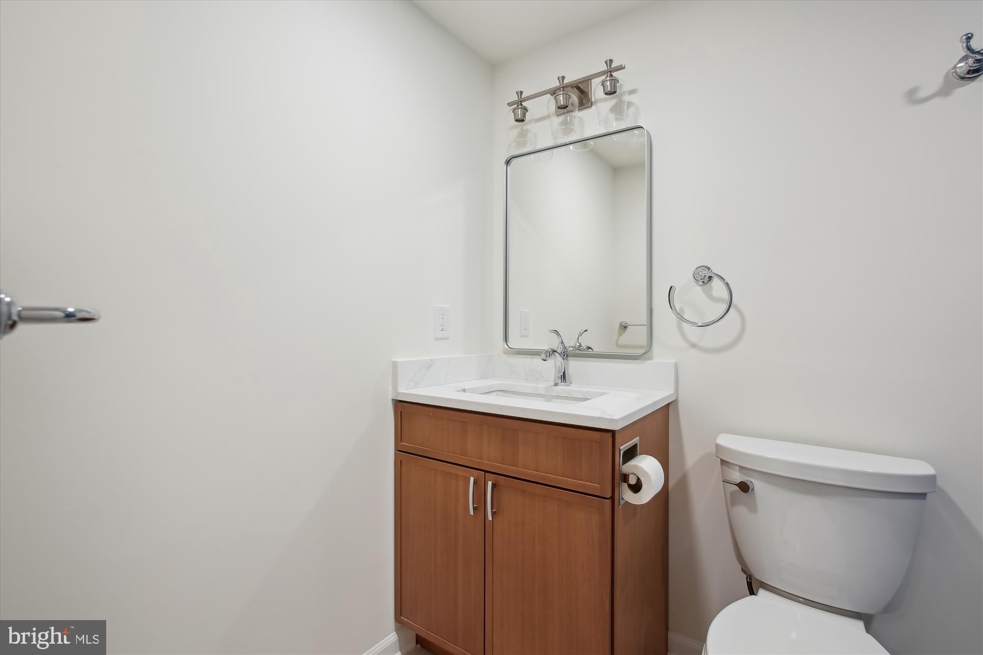 8617 Bradgate Road Alexandria, VA 22308 - Photo 45 of 54 Bath