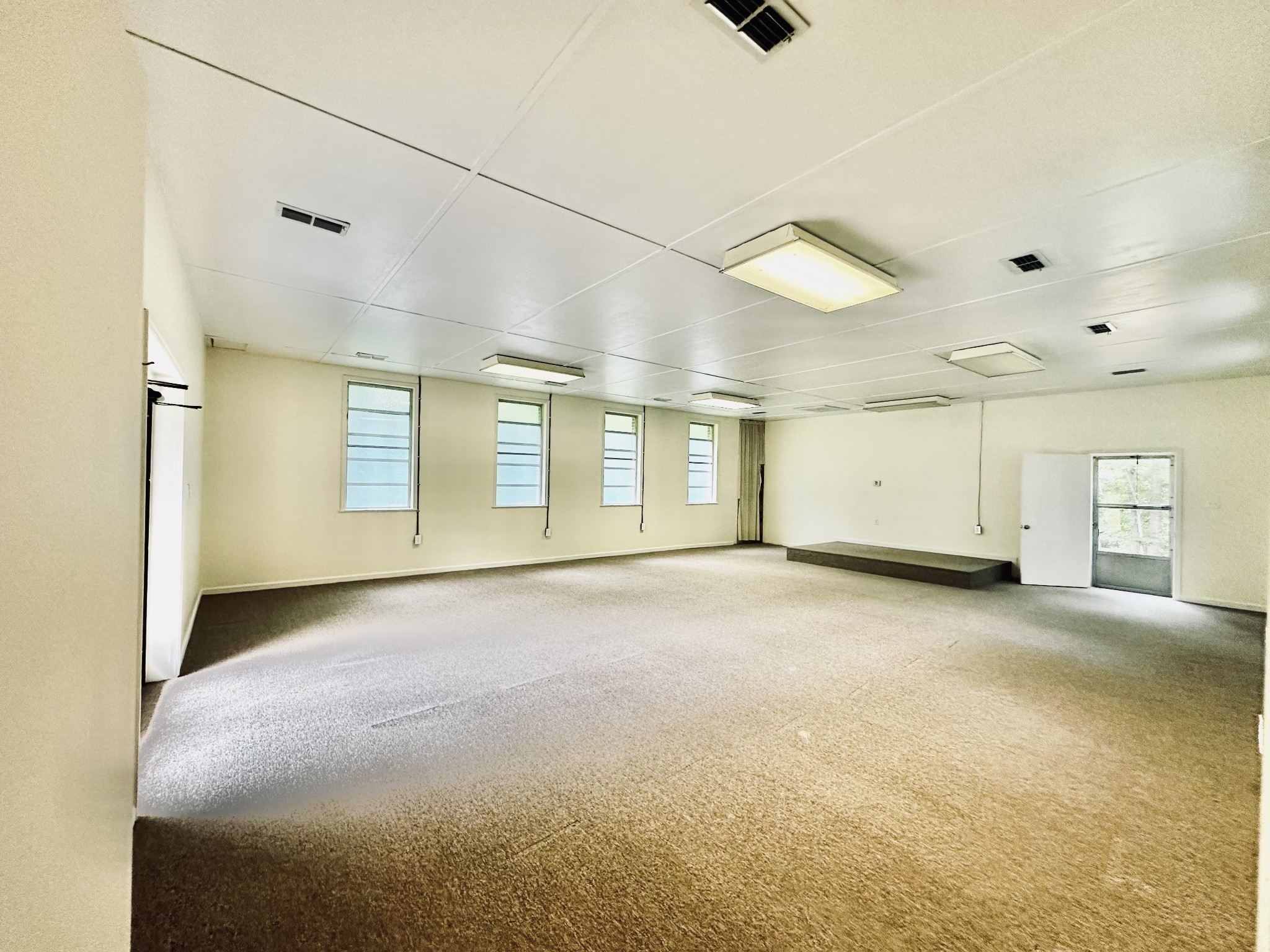 2625 Pleasant Ridge Road Woodbury, TN 37190 - Photo 4 of 9 a view of a room with windows
