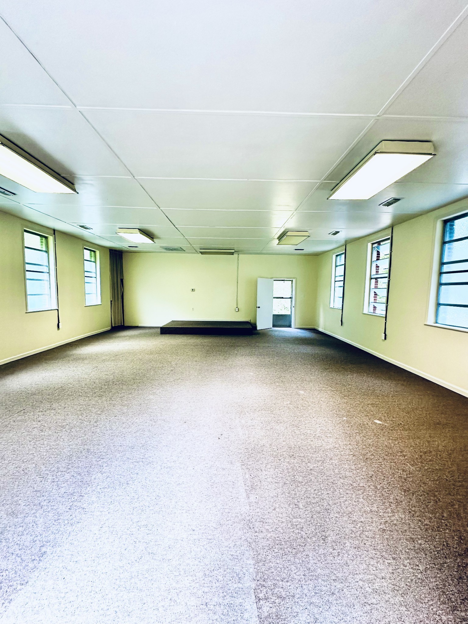 2625 Pleasant Ridge Road Woodbury, TN 37190 - Photo 5 of 9 a view of an empty room with a fireplace