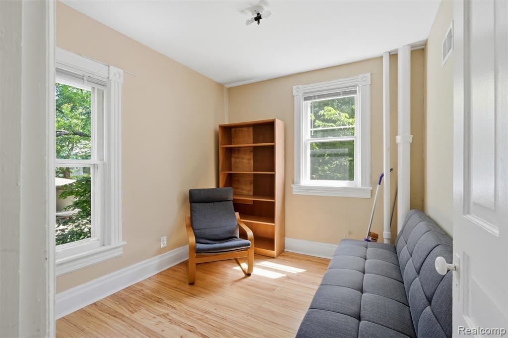 612 Spring Street Ann Arbor, MI 48103 - Photo 18 of 26