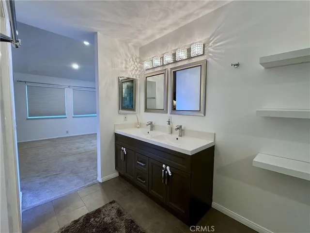 $848,000 | 23163 Mulholland Drive, Woodland Hills, CA 91364