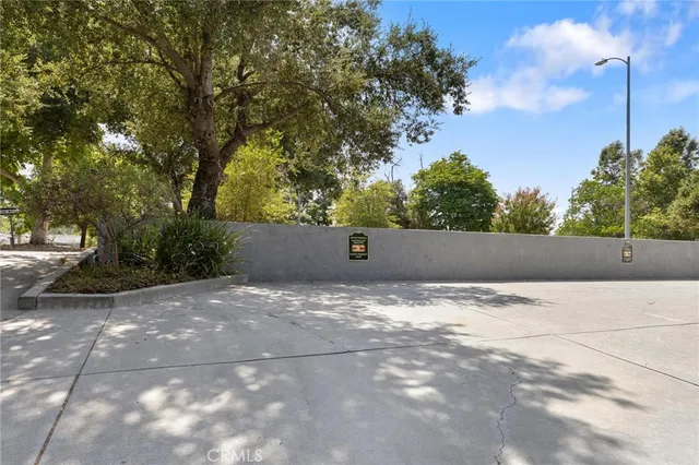 $848,000 | 23163 Mulholland Drive, Woodland Hills, CA 91364