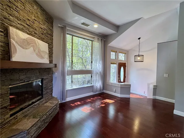 $848,000 | 23163 Mulholland Drive, Woodland Hills, CA 91364