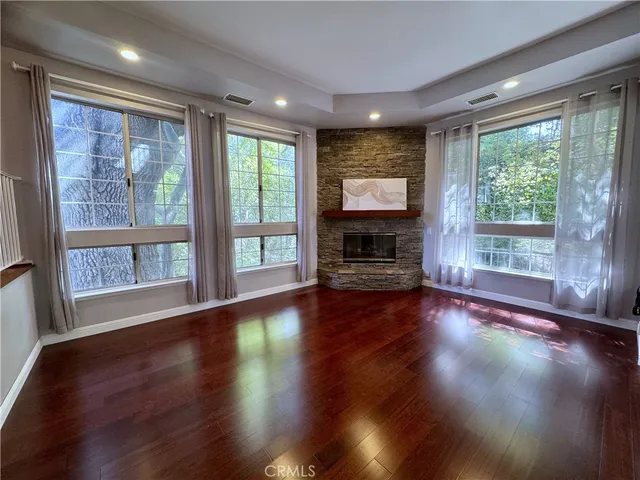 $848,000 | 23163 Mulholland Drive, Woodland Hills, CA 91364