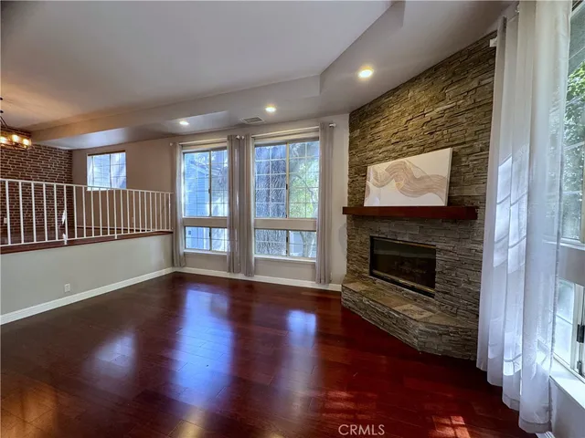 $848,000 | 23163 Mulholland Drive, Woodland Hills, CA 91364