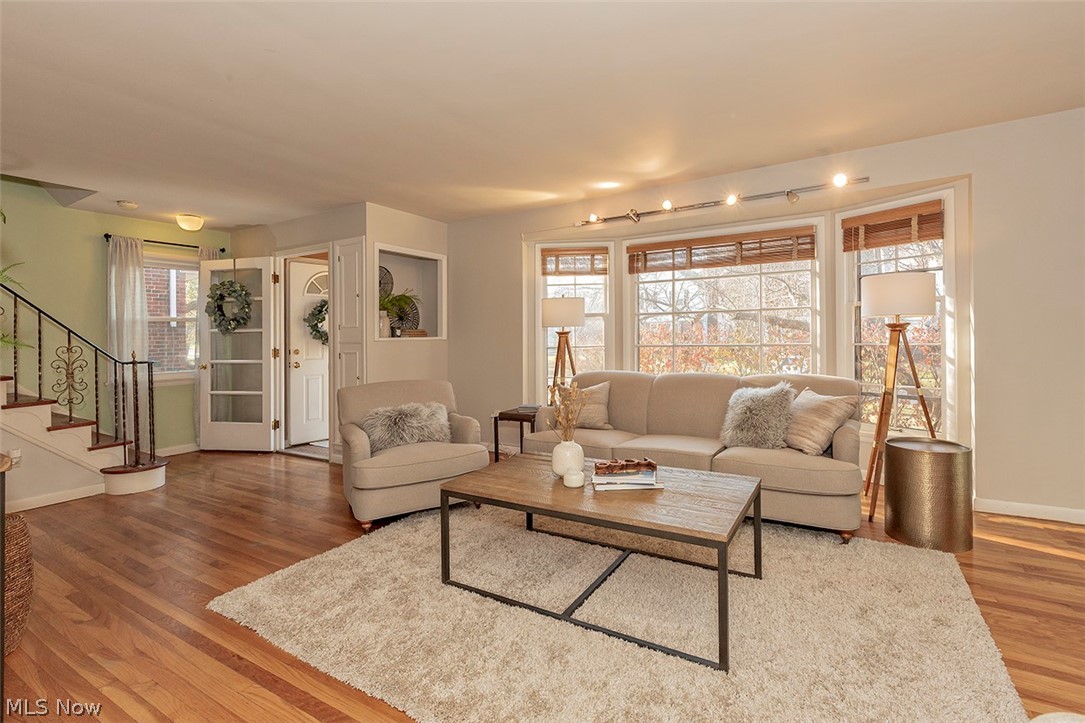 2349 Charney Road Cleveland, OH 44118 - Photo 6 of 30 Gallery Image 6