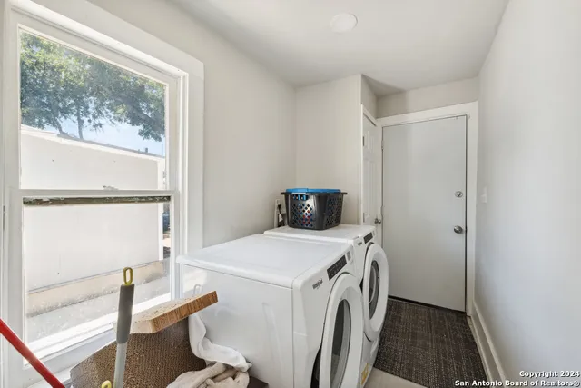 $1,800 | 1031 Schley Avenue, San Antonio, TX 78210