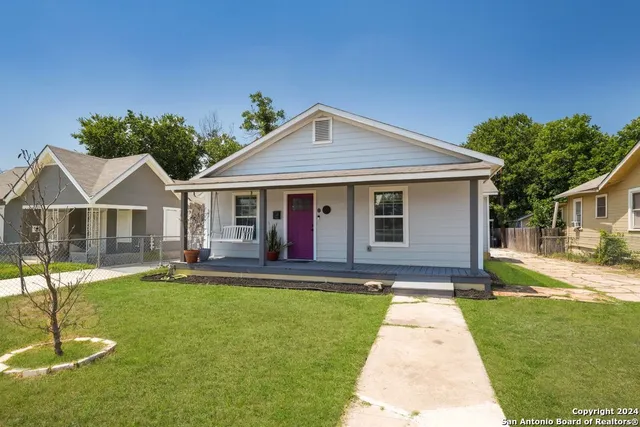 $1,800 | 1031 Schley Avenue, San Antonio, TX 78210