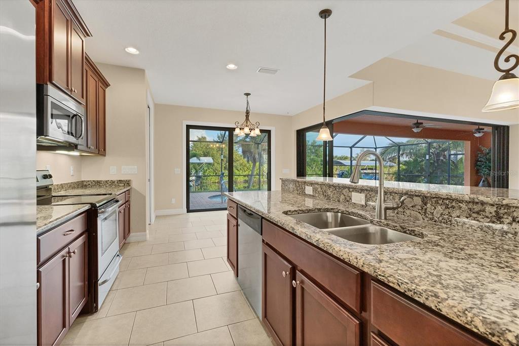 9244 Hialeah Terrace Port Charlotte, FL 33981 - Photo 8 of 64