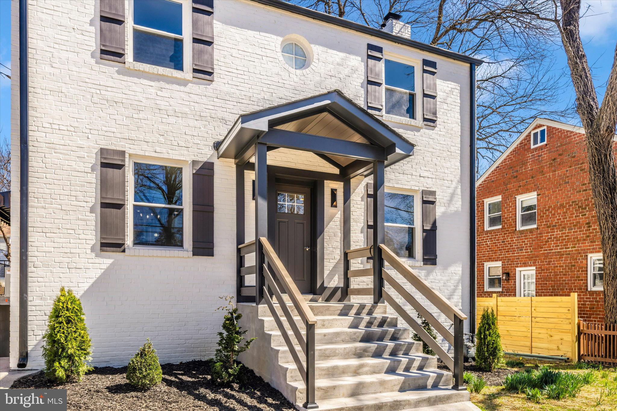 10405 Inwood Avenue Silver Spring, MD 20902 - Photo 39 of 52 a front view of a building