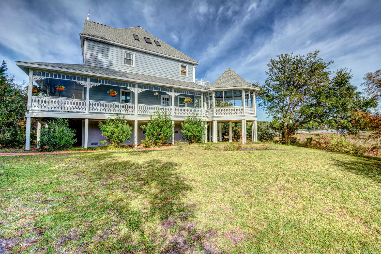 421 West Blackbeard Road Wilmington, NC 28409 - Photo 59 of 59 421 W Blackbeard Rd Wilmington-large-005