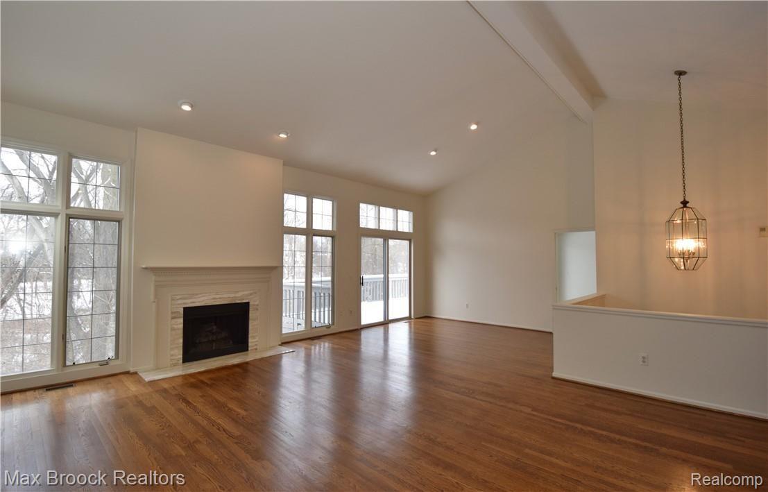752 Hidden Ravines Trail Birmingham, MI 48009 - Photo 8 of 55 living room 7.JPG