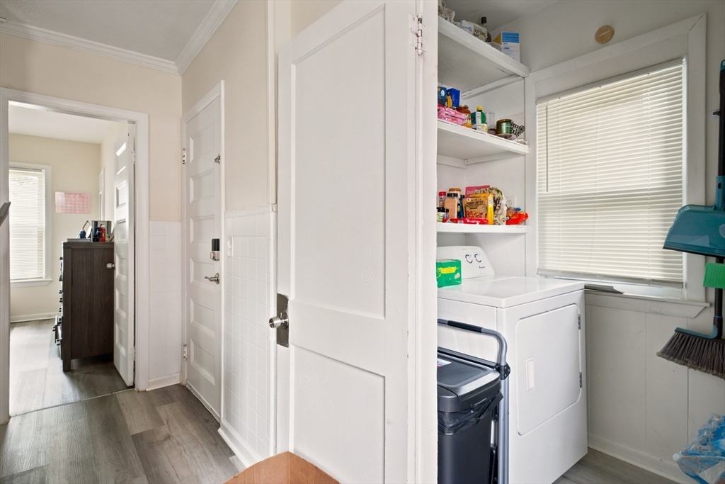 51-53 Leyfred Terrace Springfield, MA 01108 - Photo 10 of 38