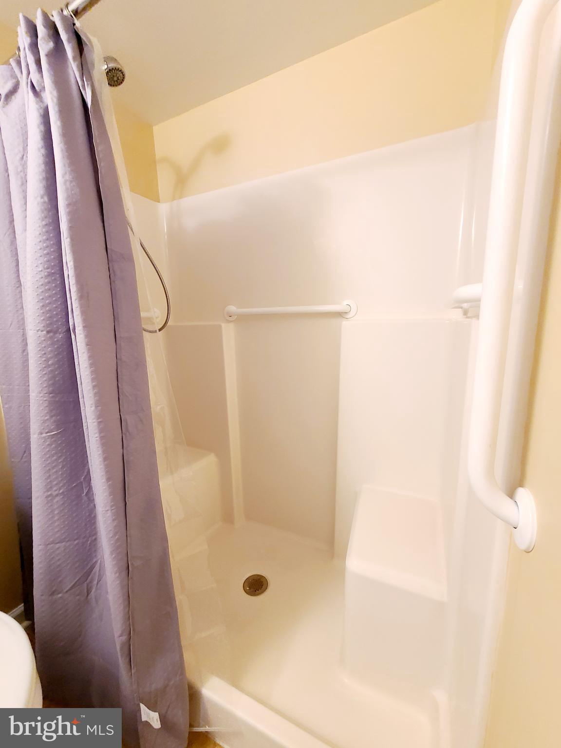 130 Brandon Road Norristown, PA 19403 - Photo 12 of 31 Bath 1