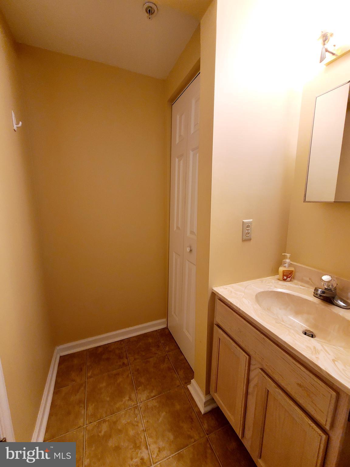 130 Brandon Road Norristown, PA 19403 - Photo 14 of 31 Bath 1