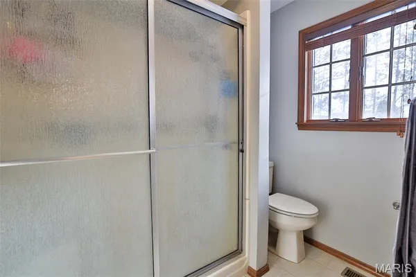 $345,000 | 12 Cottonwood Glen Drive, Glen Carbon, IL 62034