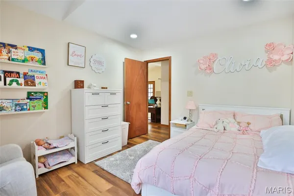 $345,000 | 12 Cottonwood Glen Drive, Glen Carbon, IL 62034