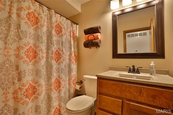 $345,000 | 12 Cottonwood Glen Drive, Glen Carbon, IL 62034