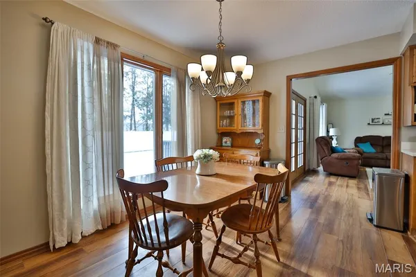 $345,000 | 12 Cottonwood Glen Drive, Glen Carbon, IL 62034