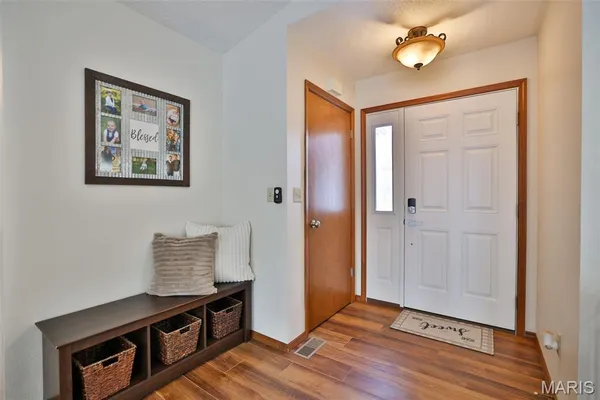 $345,000 | 12 Cottonwood Glen Drive, Glen Carbon, IL 62034