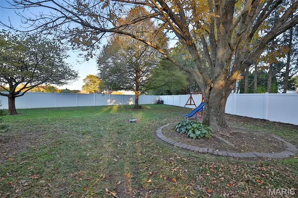 $345,000 | 12 Cottonwood Glen Drive, Glen Carbon, IL 62034