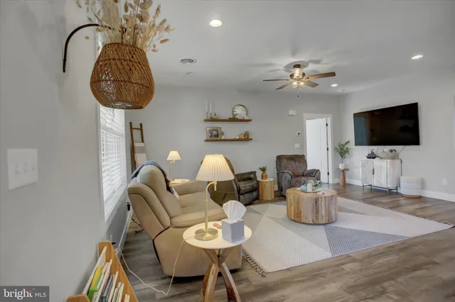 $466,000 | 281 Toms Lane, Greencastle, PA 17225