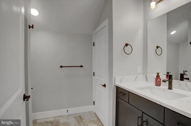 $466,000 | 281 Toms Lane, Greencastle, PA 17225