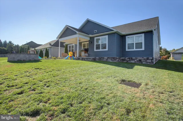$466,000 | 281 Toms Lane, Greencastle, PA 17225