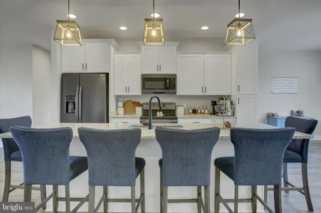 $466,000 | 281 Toms Lane, Greencastle, PA 17225