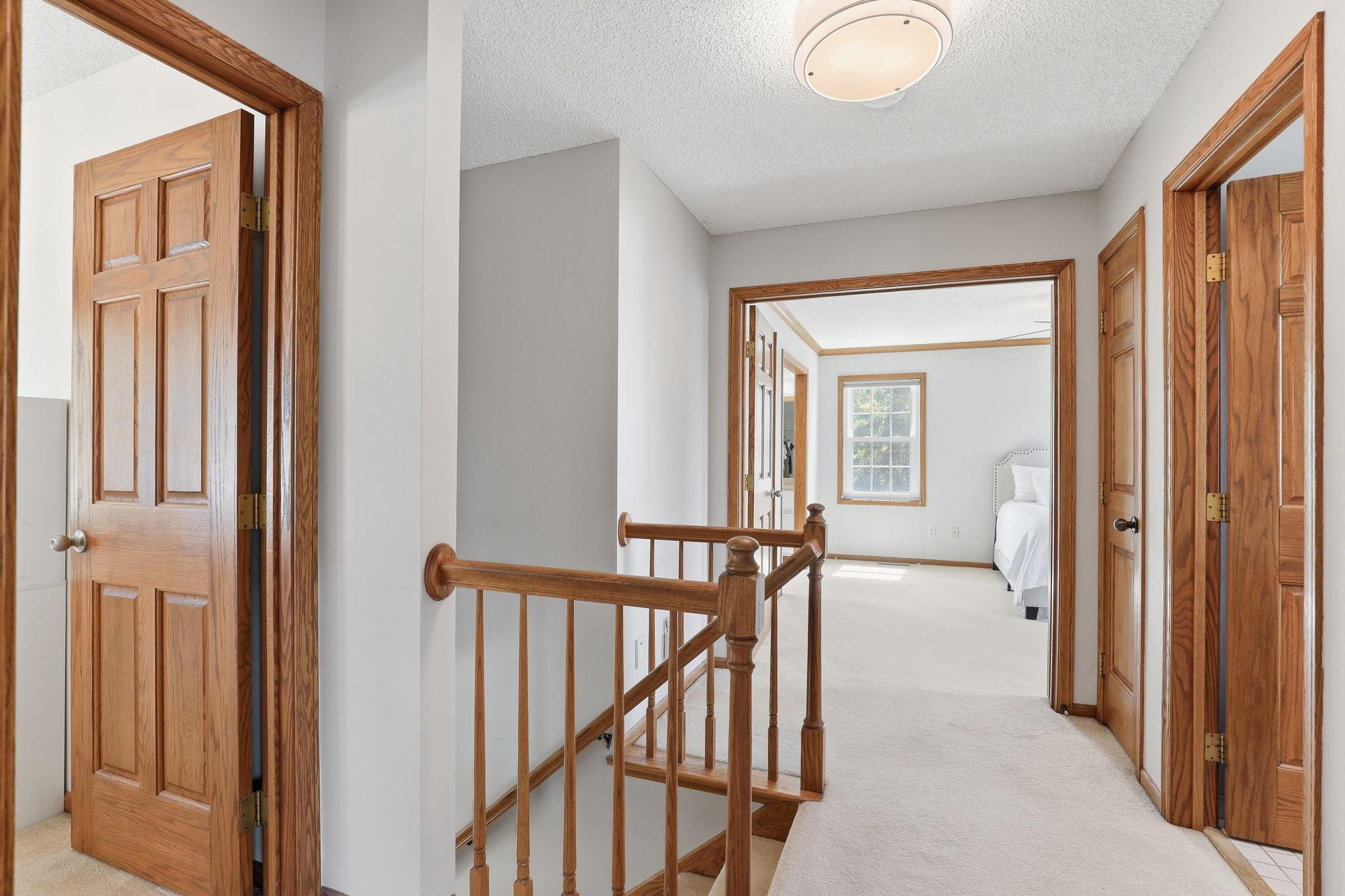 455 Highpoint Curve Maplewood, MN 55119 - Photo 20 of 44