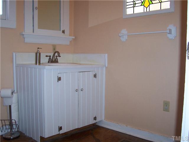1011 Squires Road Mebane, NC 27302 - Photo 10 of 12 Gallery Image 10