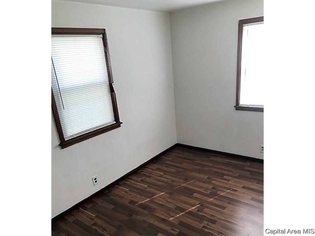 2136 South 9th Street Springfield, IL 62703 - Photo 6 of 10