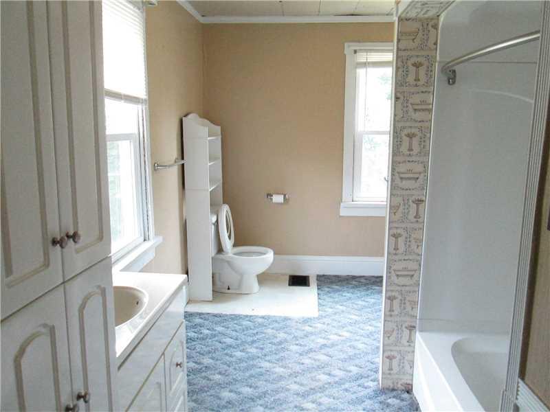 1103 Old Rte 18 New Beaver, PA 16157 - Photo 19 of 20 Full Bath.