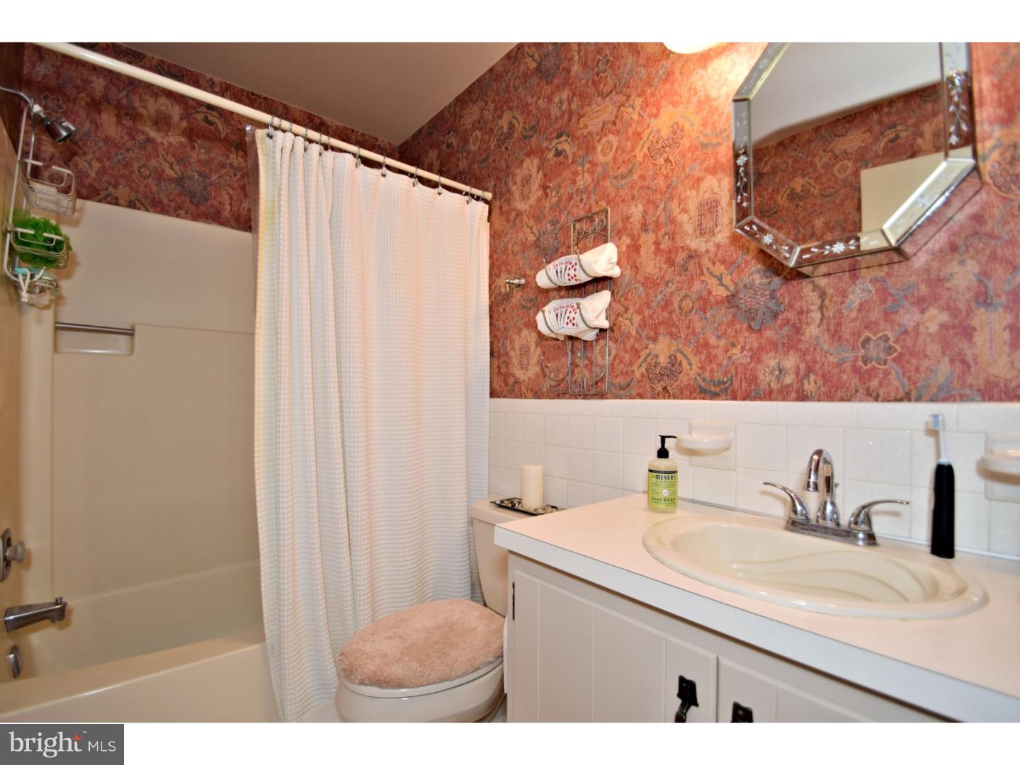 132 Merion Lane Reading, PA 19607 - Photo 17 of 21 Gallery Image 17