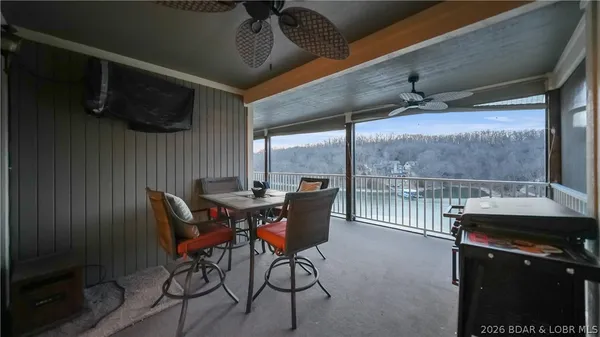 $390,000 | 611 Lazy Days Road, Unit V9, Osage Beach, MO 65065