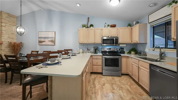 $390,000 | 611 Lazy Days Road, Unit V9, Osage Beach, MO 65065