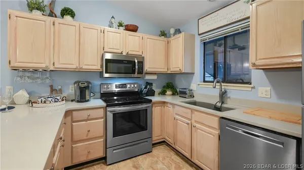 $390,000 | 611 Lazy Days Road, Unit V9, Osage Beach, MO 65065