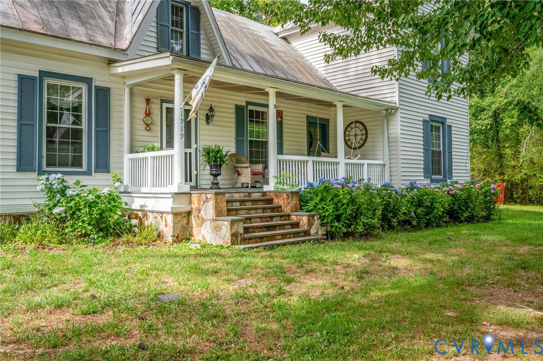 1919 Moseley Road Moseley, VA 23120 - Photo 2 of 36