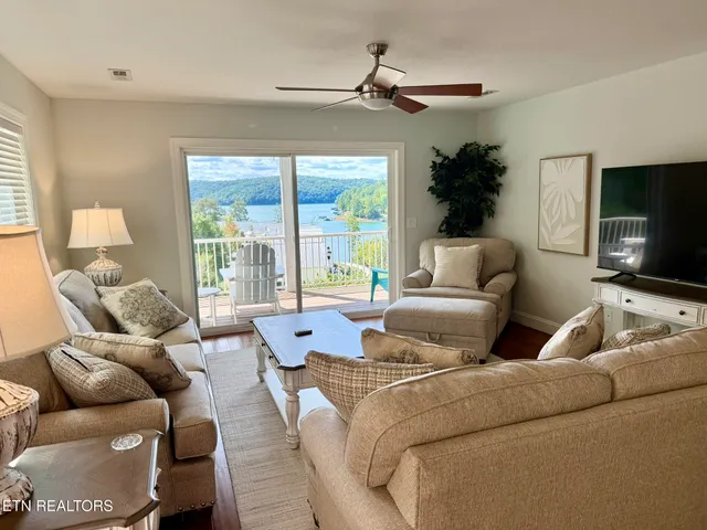 $475,000 | 127 North B N Deer Hill Village Lane, La Follette, TN 37766