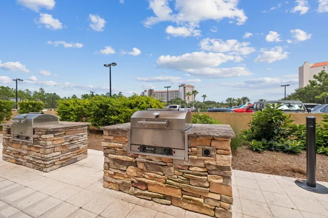 a picture of a city view