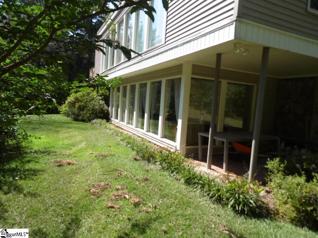 601 Tanyard Road Greenville, SC 29609 - Photo 2 of 32