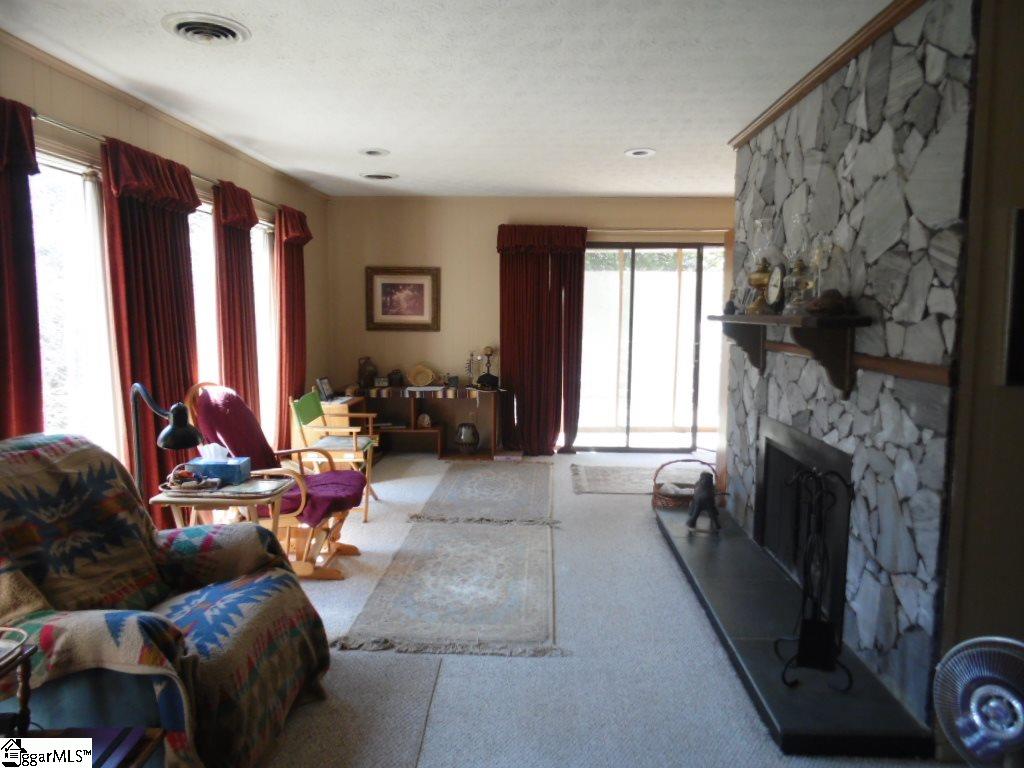 601 Tanyard Road Greenville, SC 29609 - Photo 28 of 32